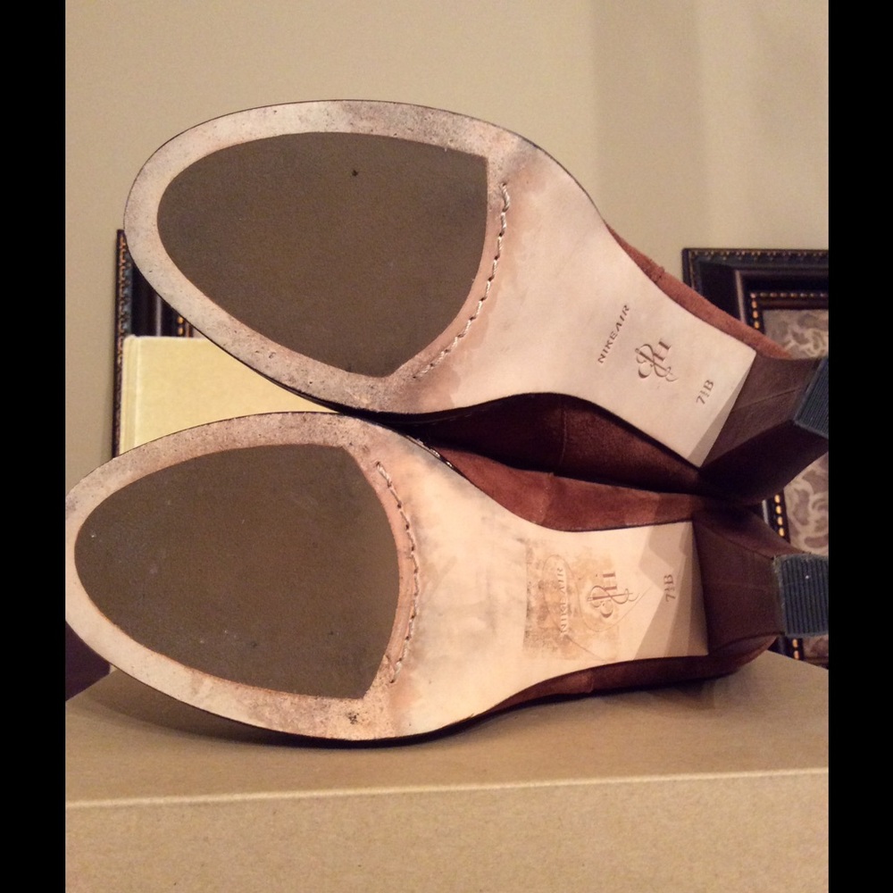 ❌NEW LISTING ❌ ♥️ HP ♥️ Cole Haan Boots - Picture 9 of 10